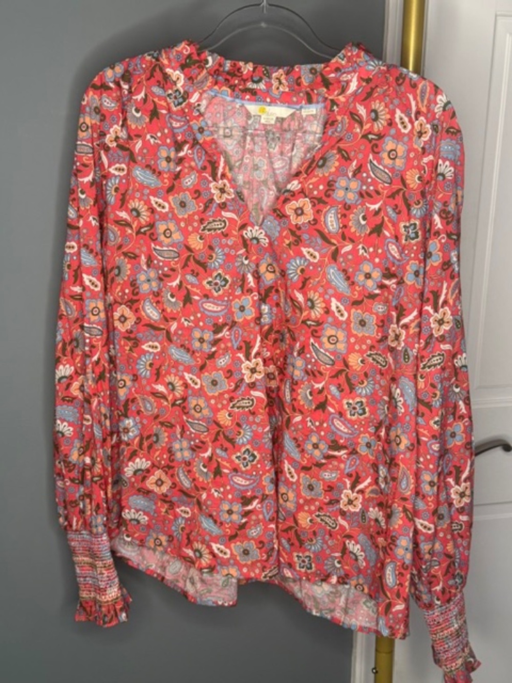 Boden Floral Smocked Cuff Blouse | US 16